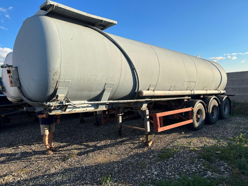 Kaiser FEM-KER - Tank semi-trailer: picture 1 Kaiser FEM-KER - Tank semi-trailer: picture 1