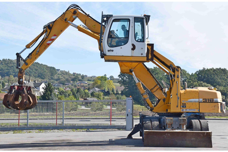 Wheel excavator Liebherr PELLE A316: picture 7