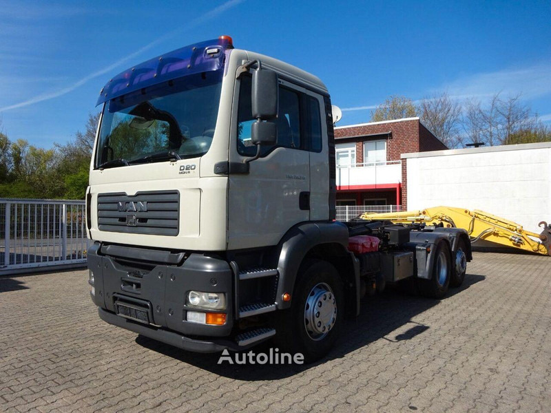 MAN 26.310 TGA - Hook lift truck - Hook lift truck: picture 2 MAN 26.310 TGA - Hook lift truck - Hook lift truck: picture 2