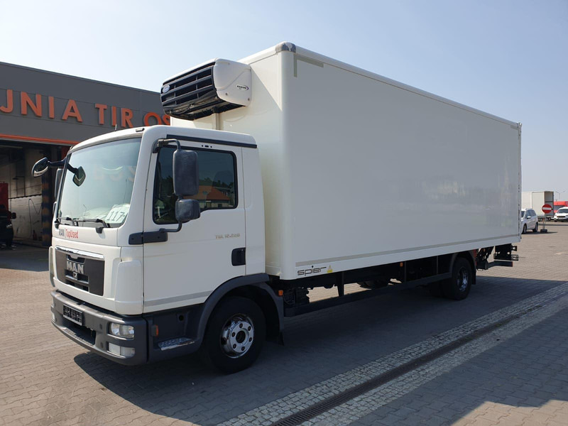 MAN TGL 12.220 - Refrigerator truck: picture 1 MAN TGL 12.220 - Refrigerator truck: picture 1