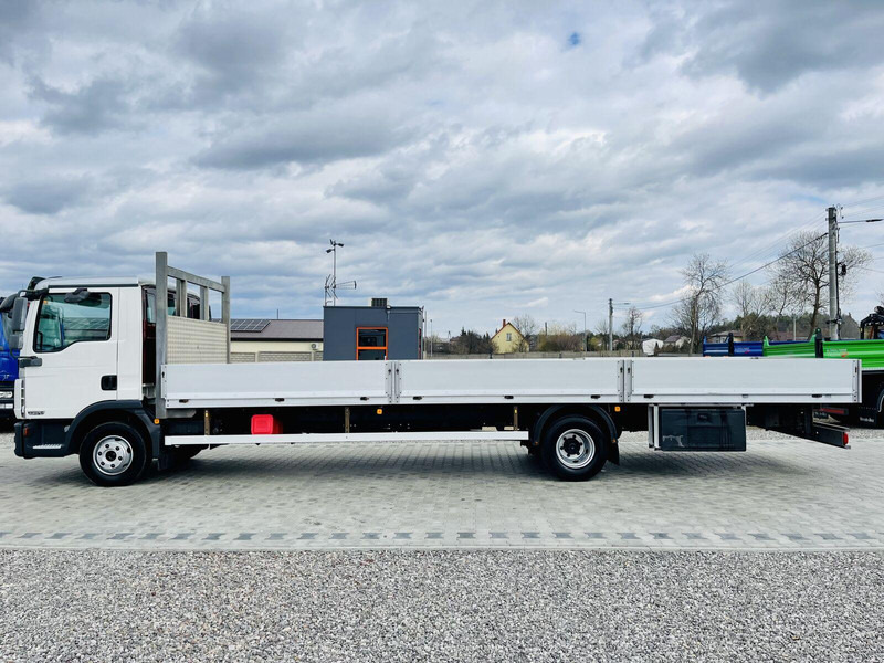 MAN TGL 12.250 - Dropside/ Flatbed truck: picture 3 MAN TGL 12.250 - Dropside/ Flatbed truck: picture 3