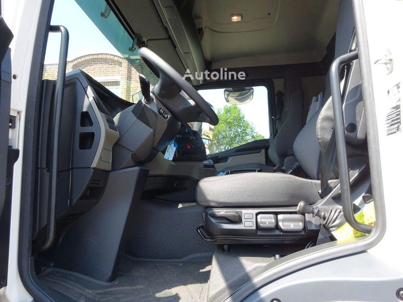 Leasing of MAN TGS 22.400 - 3 way tipper + crane MAN TGS 22.400 - 3 way tipper + crane: picture 17