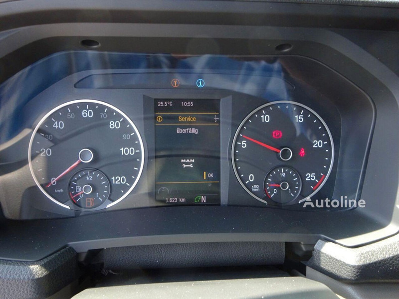 Leasing of MAN TGS 22.400 - 3 way tipper + crane MAN TGS 22.400 - 3 way tipper + crane: picture 19