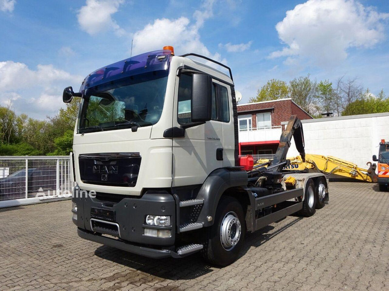 MAN TGS 26.320 - Hook lift truck - Hook lift truck, Crane truck: picture 3 MAN TGS 26.320 - Hook lift truck - Hook lift truck, Crane truck: picture 3