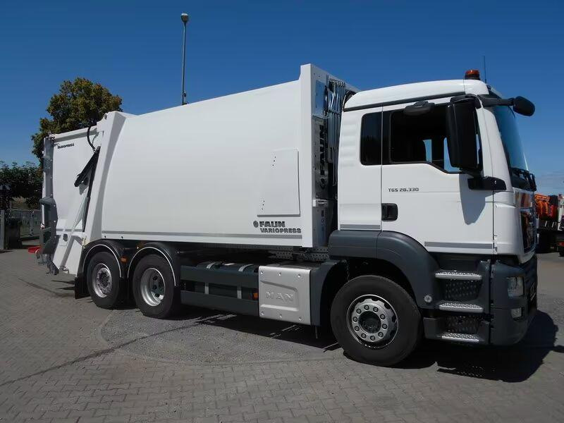 MAN TGS 26.330 - Garbage truck - Garbage truck: picture 2 MAN TGS 26.330 - Garbage truck - Garbage truck: picture 2