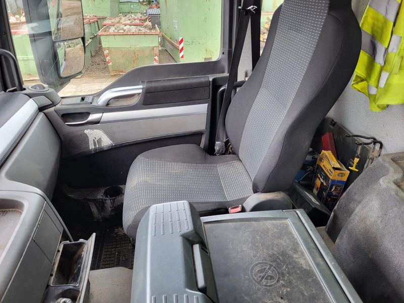 MAN TGS 26.440 6 X4 Gergen TAK 25 TD - Skip loader truck: picture 5 MAN TGS 26.440 6 X4 Gergen TAK 25 TD - Skip loader truck: picture 5