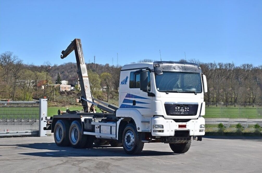 MAN TGS 33.540 - Hook lift truck: picture 1 MAN TGS 33.540 - Hook lift truck: picture 1