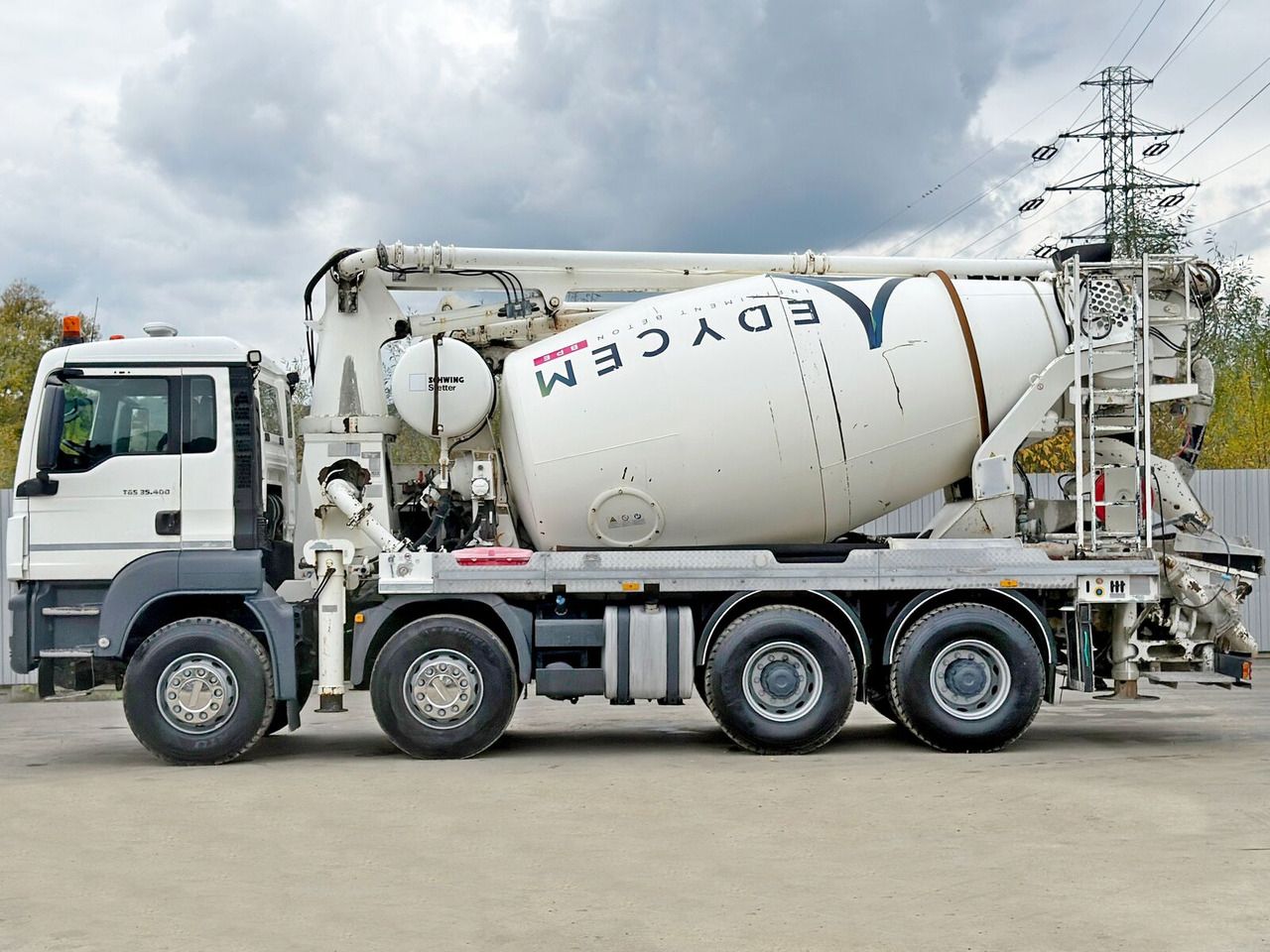 MAN TGS 35.400 / TOPZUSTAND - Concrete pump truck: picture 4 MAN TGS 35.400 / TOPZUSTAND - Concrete pump truck: picture 4