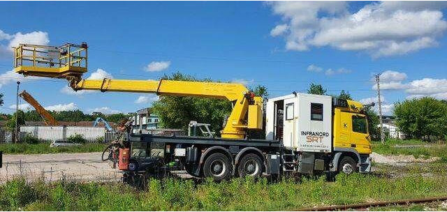 Mercedes-Benz 3344 SRT SCHÖRLING Road Rail Railway Zweiweg - Truck mounted aerial platform: picture 1 Mercedes-Benz 3344 SRT SCHÖRLING Road Rail Railway Zweiweg - Truck mounted aerial platform: picture 1