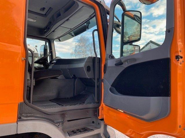 Skip loader truck Mercedes-Benz ACTROS 1841: picture 18