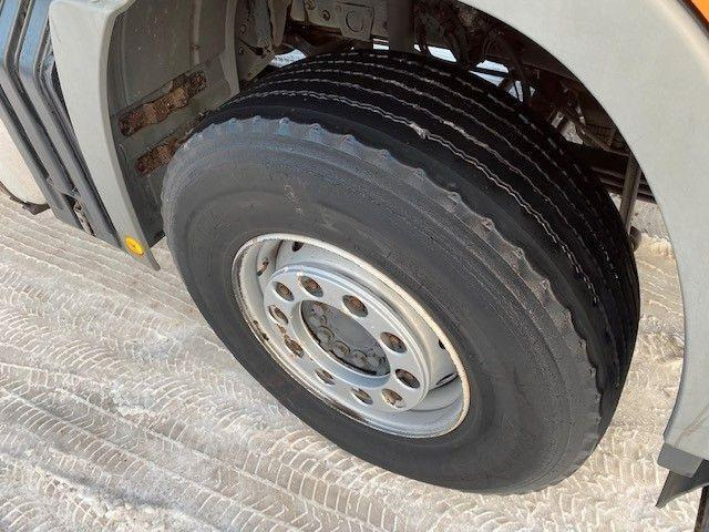 Skip loader truck Mercedes-Benz ACTROS 1841: picture 15