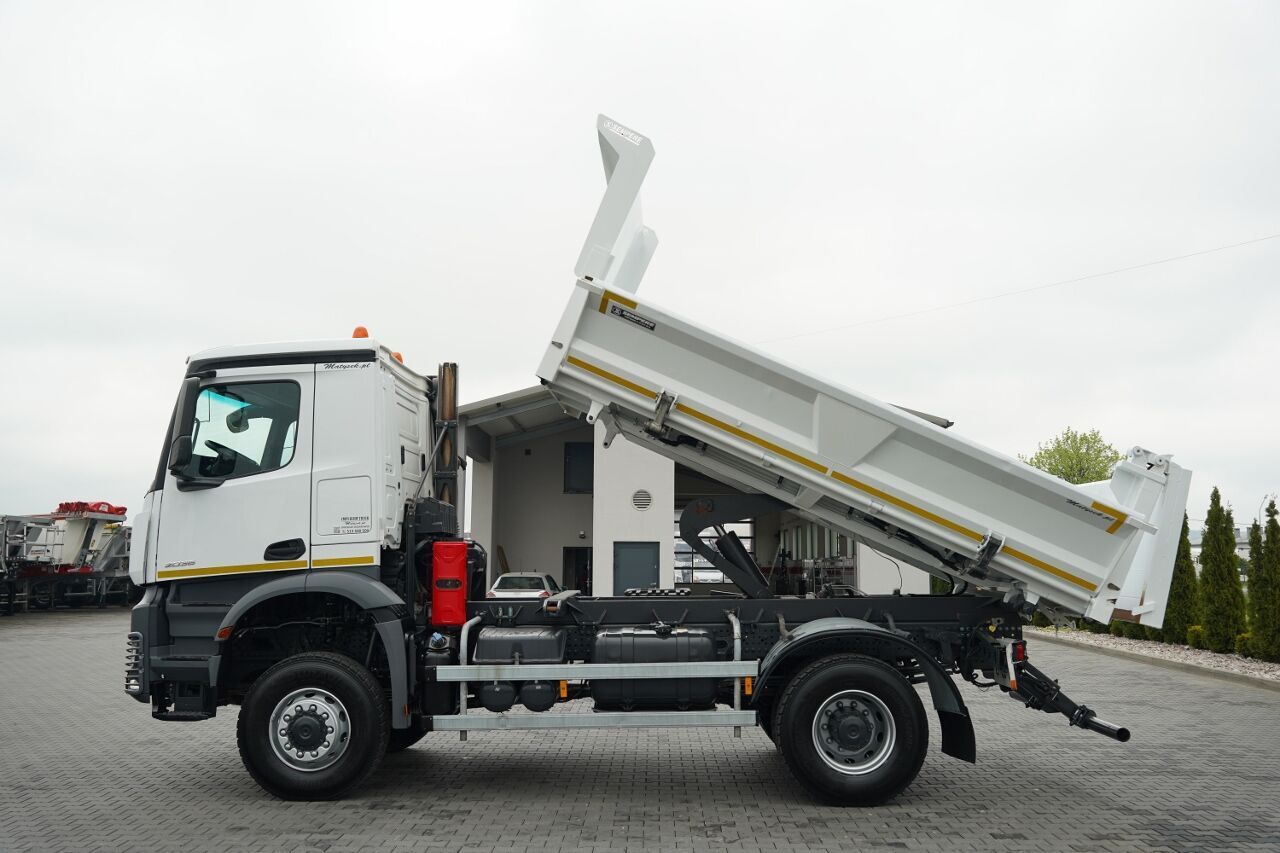 Mercedes-Benz ACTROS 2038 - Tipper: picture 3 Mercedes-Benz ACTROS 2038 - Tipper: picture 3