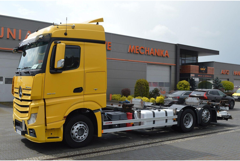 Mercedes-Benz ACTROS 2542 EURO 6 BDF SWAP CHASSIS - Cab chassis truck: picture 2 Mercedes-Benz ACTROS 2542 EURO 6 BDF SWAP CHASSIS - Cab chassis truck: picture 2