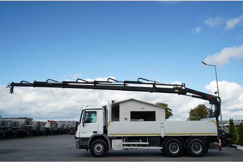 Mercedes-Benz ACTROS 2636 / 6x4 / SKRZYNIOWY 6,5 M + HDS HIAB / MOCNA PODŁOGA - Dropside/ Flatbed truck, Crane truck: picture 3 Mercedes-Benz ACTROS 2636 / 6x4 / SKRZYNIOWY 6,5 M + HDS HIAB / MOCNA PODŁOGA - Dropside/ Flatbed truck, Crane truck: picture 3