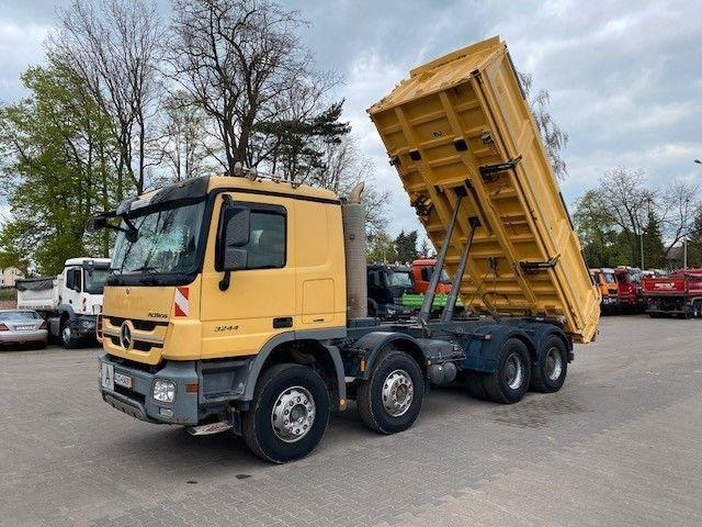 Mercedes-Benz ACTROS 3244 MP3 - Tipper: picture 1 Mercedes-Benz ACTROS 3244 MP3 - Tipper: picture 1