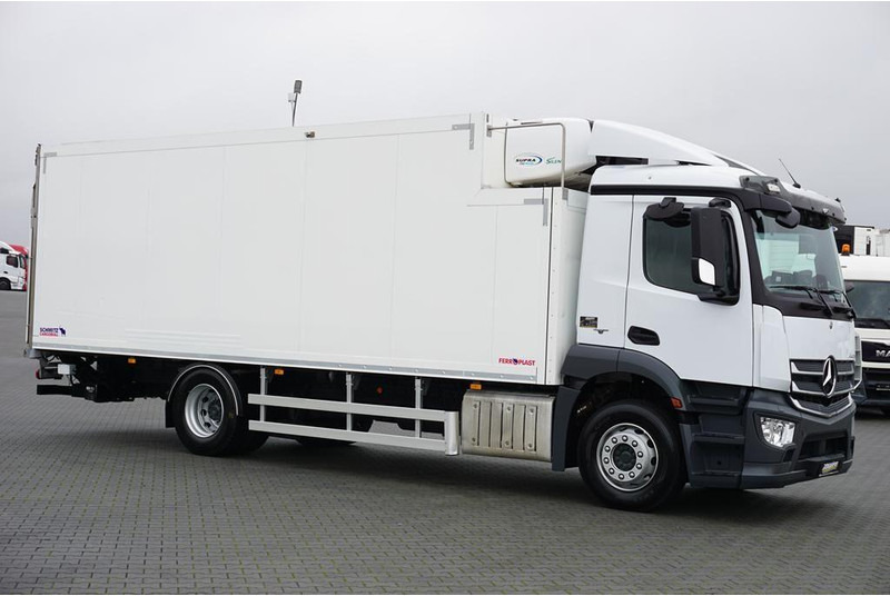 Mercedes-Benz ANTOS / 1830 / EURO 6 / CHŁODNIA + WINDA / 18 PALET - Refrigerator truck: picture 4 Mercedes-Benz ANTOS / 1830 / EURO 6 / CHŁODNIA + WINDA / 18 PALET - Refrigerator truck: picture 4