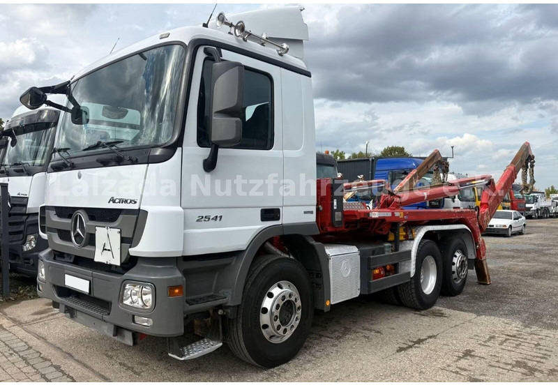 Mercedes-Benz Actros 2541 - Meiller AK 16 T Absetzkipper - Skip loader truck: picture 3 Mercedes-Benz Actros 2541 - Meiller AK 16 T Absetzkipper - Skip loader truck: picture 3
