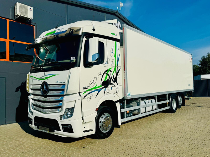 Mercedes-Benz Actros 2542 - Refrigerator truck: picture 1 Mercedes-Benz Actros 2542 - Refrigerator truck: picture 1