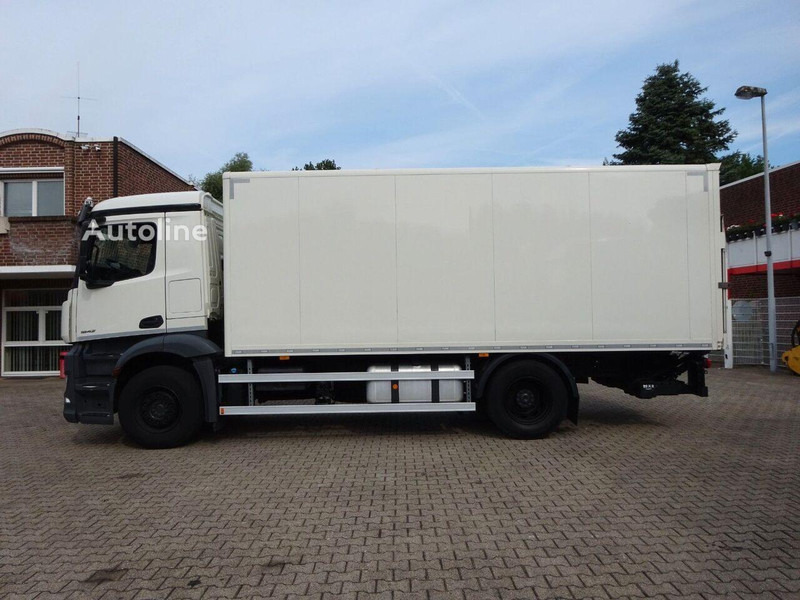 Mercedes-Benz Antos 1842 - Box truck - Box truck: picture 3 Mercedes-Benz Antos 1842 - Box truck - Box truck: picture 3