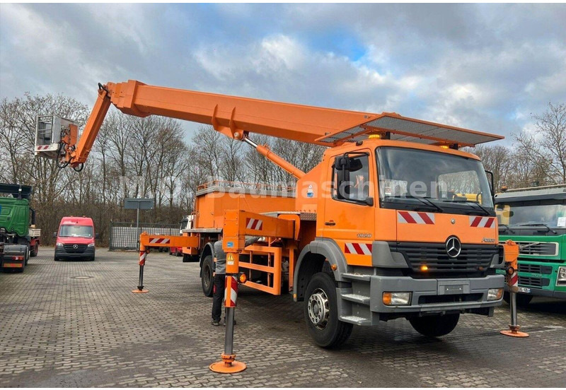 Mercedes-Benz Atego 1928 - Truck mounted aerial platform: picture 5 Mercedes-Benz Atego 1928 - Truck mounted aerial platform: picture 5
