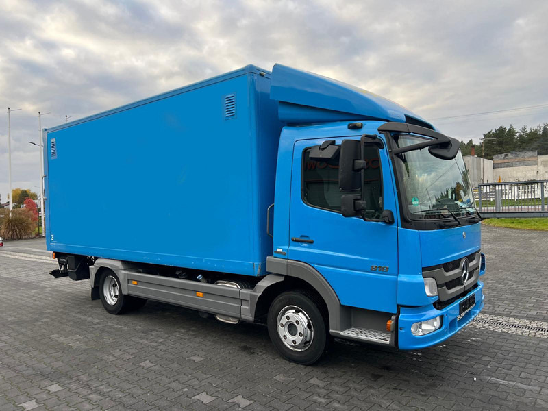 Mercedes-Benz Atego 818 BOX CONTAINER + LIFT 1.HAND (DE) - Box truck: picture 5 Mercedes-Benz Atego 818 BOX CONTAINER + LIFT 1.HAND (DE) - Box truck: picture 5
