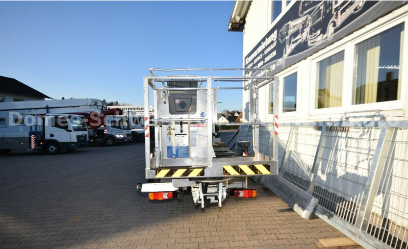 Nissan NT400 Cabstar Klaas Theo Emelőkosaras 25m - Truck mounted aerial platform: picture 5 Nissan NT400 Cabstar Klaas Theo Emelőkosaras 25m - Truck mounted aerial platform: picture 5