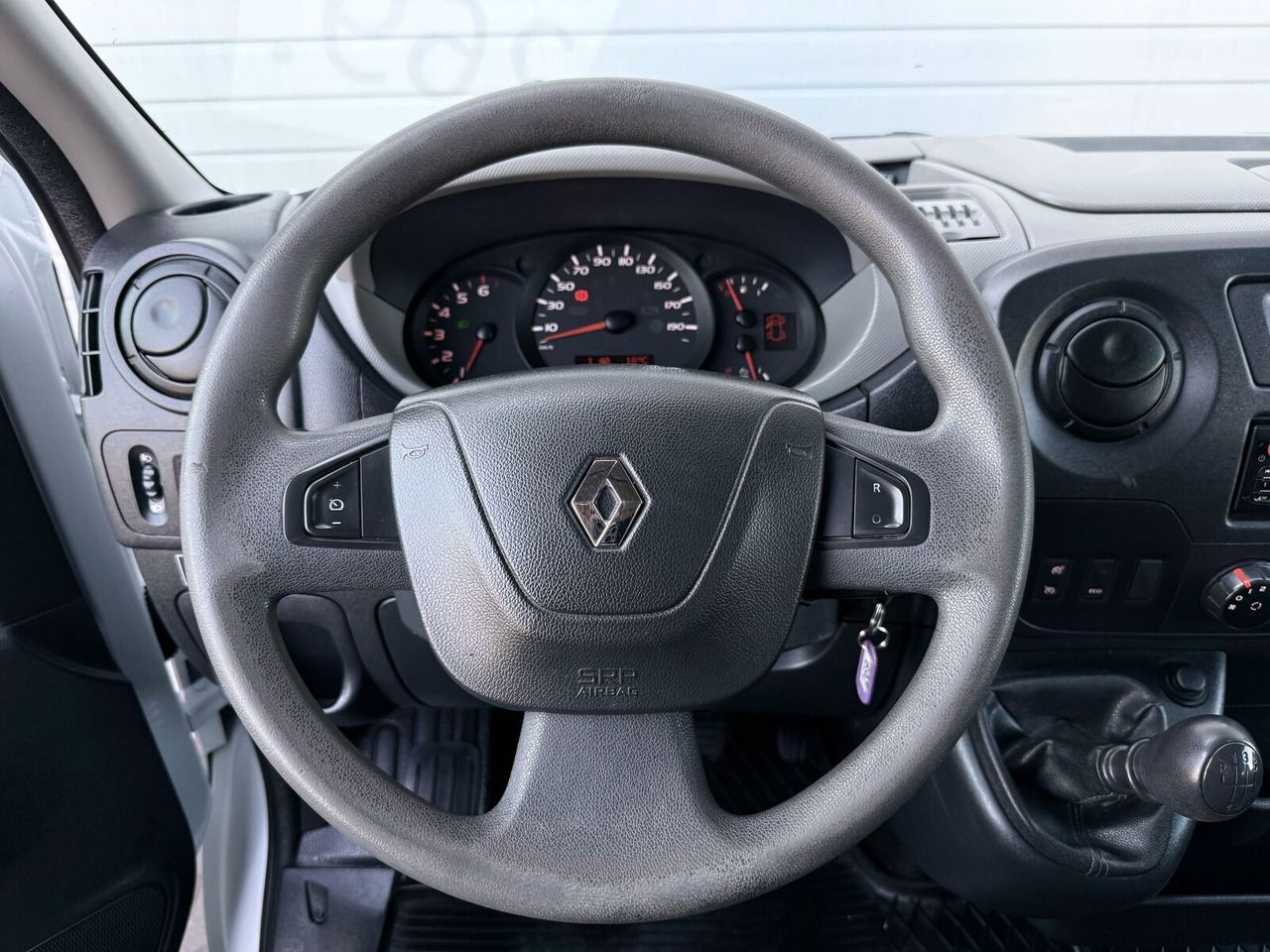Panel van Renault Master 110 DCI L2H2: picture 9