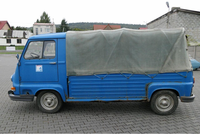 Renault R21 / ESTAFETTE 1000 / OLDTIMER / 1970 YEAR / 38 000 KM !! - Flatbed van: picture 5 Renault R21 / ESTAFETTE 1000 / OLDTIMER / 1970 YEAR / 38 000 KM !! - Flatbed van: picture 5