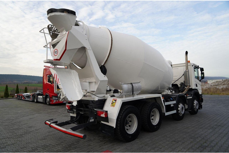 Scania P 410 / 8x4 / BETONOMIESZARKA / GRUSZKA / PUTZMEISTER / 9m3 / AU - Concrete mixer truck: picture 4 Scania P 410 / 8x4 / BETONOMIESZARKA / GRUSZKA / PUTZMEISTER / 9m3 / AU - Concrete mixer truck: picture 4