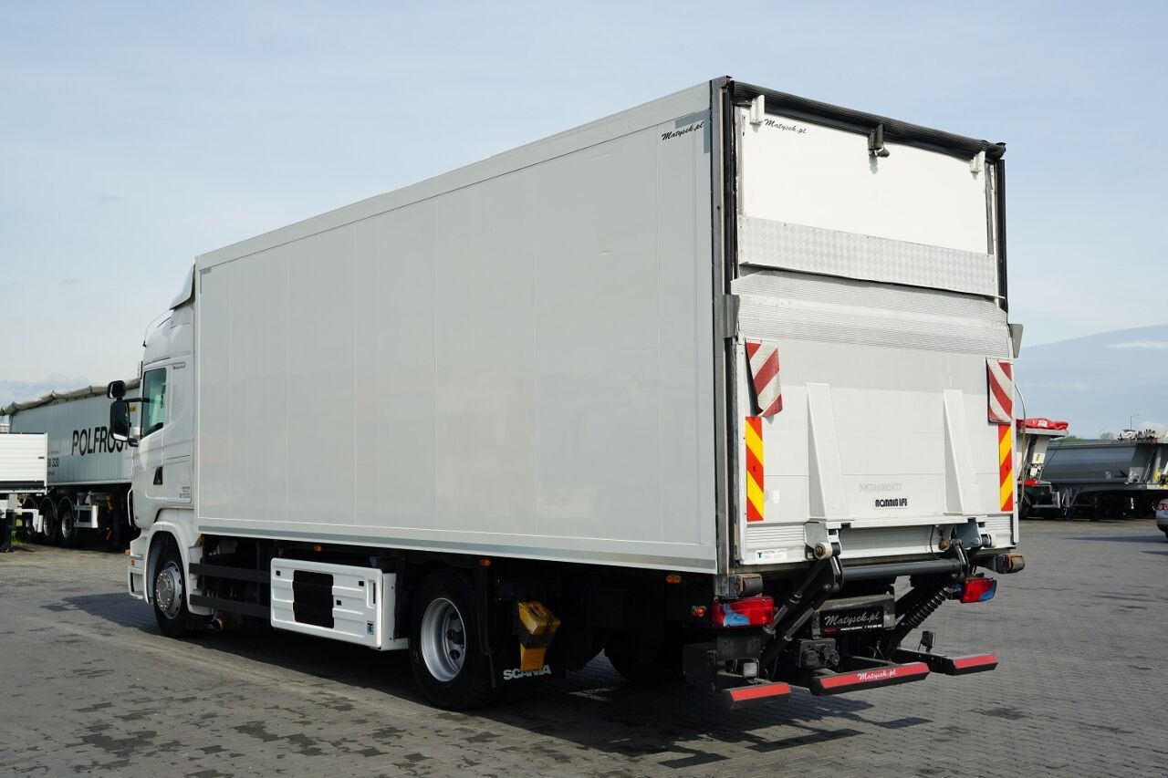 Scania R 420 / 4X2 / CHŁODNIA / SOLÓWKA 7,3 m / THERMO KING / WINDA / - Refrigerator truck: picture 3 Scania R 420 / 4X2 / CHŁODNIA / SOLÓWKA 7,3 m / THERMO KING / WINDA / - Refrigerator truck: picture 3