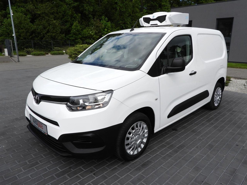 Refrigerated van Toyota PROACE CITY FURGON CHŁODNIA -15*C ZASILANIE 230V TEMPOMAT KLIM: picture 6 Refrigerated van Toyota PROACE CITY FURGON CHŁODNIA -15*C ZASILANIE 230V TEMPOMAT KLIM: picture 6