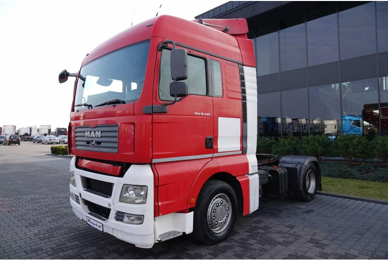 Tractor unit MAN TGA 18.440: picture 6