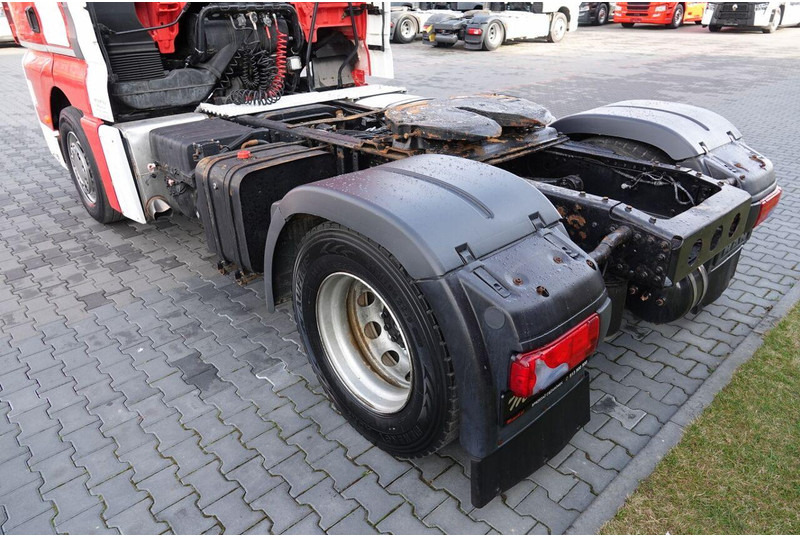 Tractor unit MAN TGA 18.440: picture 15