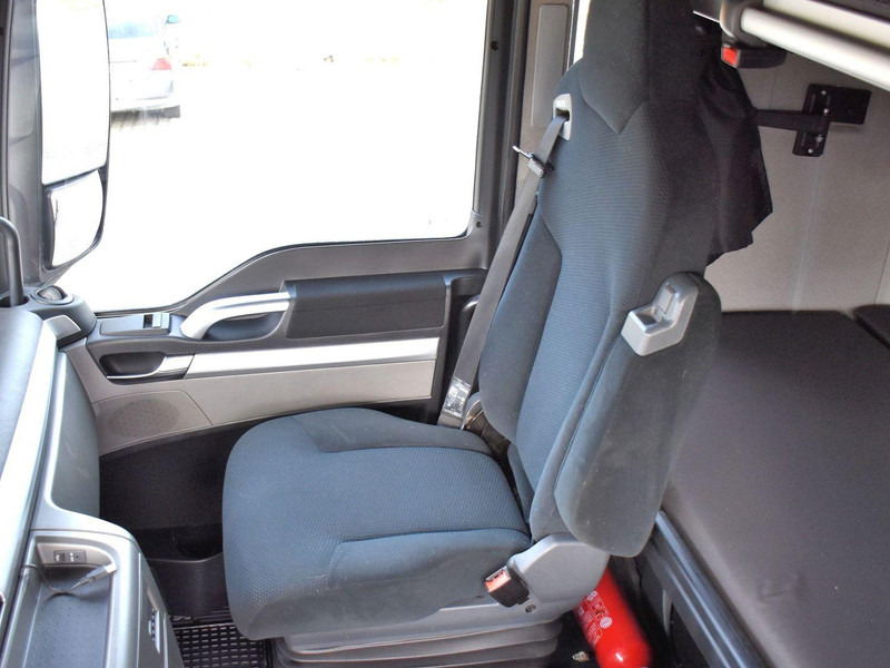 Tractor unit MAN TGX 28.480: picture 10