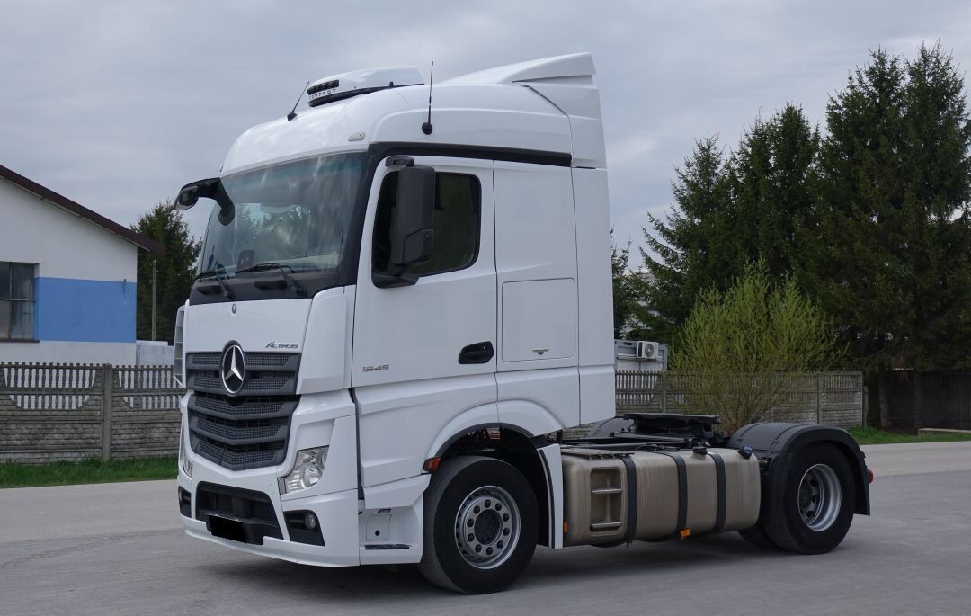 Mercedes-Benz ACTROS 1845 / STREAMSPACE / STANDARD / EURO 6 - Tractor unit: picture 1 Mercedes-Benz ACTROS 1845 / STREAMSPACE / STANDARD / EURO 6 - Tractor unit: picture 1