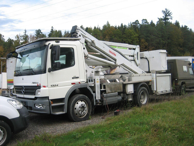 Mercedes-Benz Atego 1324 Bucket truck - Tecchio 27 m - Truck, Crane truck: picture 1 Mercedes-Benz Atego 1324 Bucket truck - Tecchio 27 m - Truck, Crane truck: picture 1
