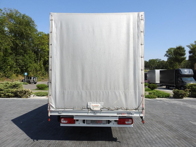 Curtain side van Volkswagen CRAFTER PLANDEKA 10 PALET WEBASTO TEMPOMAT KLIMATYZACJA LEDY  18: picture 11 Curtain side van Volkswagen CRAFTER PLANDEKA 10 PALET WEBASTO TEMPOMAT KLIMATYZACJA LEDY  18: picture 11