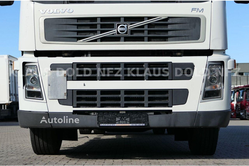 Curtainsider truck Volvo FM 300 - Curtian side truck: picture 13 Curtainsider truck Volvo FM 300 - Curtian side truck: picture 13