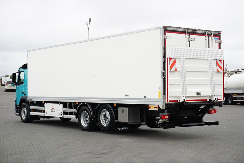 Refrigerator truck Volvo FM / 330 / E 6 / CHŁODNIA + WINDA / 23 PALETY / OŚ SKRĘTNA / DŁ: picture 6 Refrigerator truck Volvo FM / 330 / E 6 / CHŁODNIA + WINDA / 23 PALETY / OŚ SKRĘTNA / DŁ: picture 6