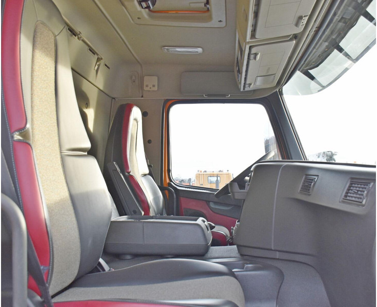 Tipper Volvo FMX 460: picture 11