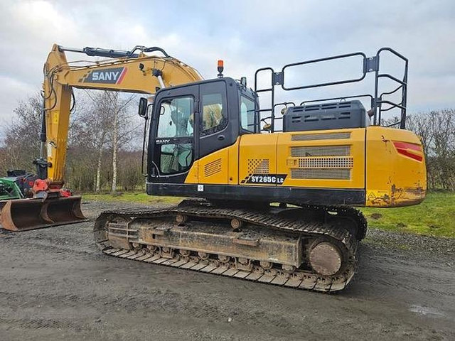 Sany SY265C - Excavator: picture 2 Sany SY265C - Excavator: picture 2