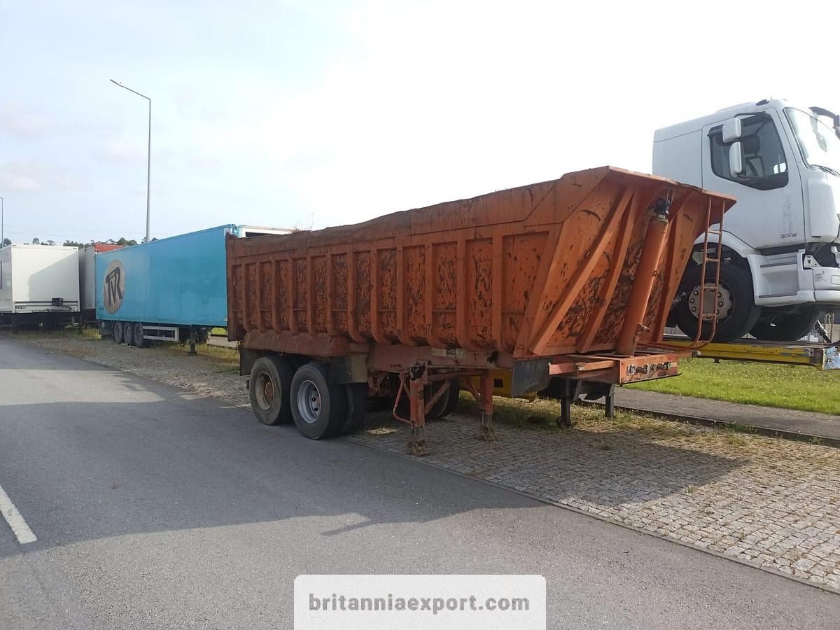 BASGAIA 2 Axles | Twin Wheel | Spring Suspension - Tipper semi-trailer: picture 2 BASGAIA 2 Axles | Twin Wheel | Spring Suspension - Tipper semi-trailer: picture 2