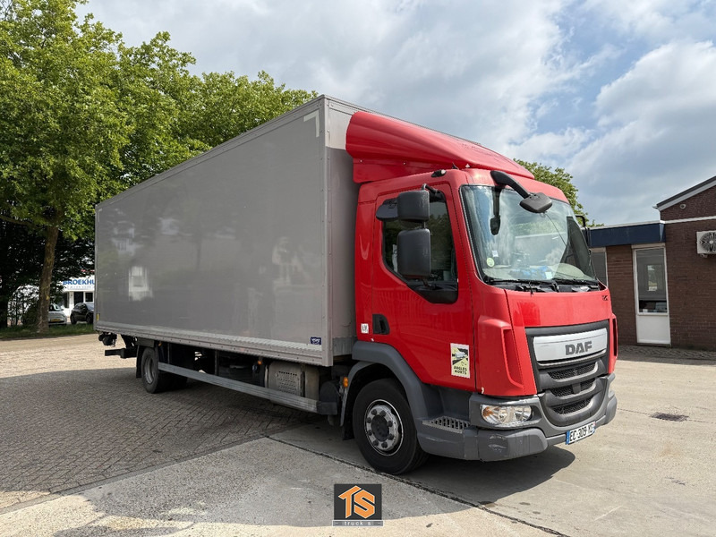 DAF LF 220 12 TON - LADEBORDWAND - TOP TRUCK - Box truck: picture 3 DAF LF 220 12 TON - LADEBORDWAND - TOP TRUCK - Box truck: picture 3