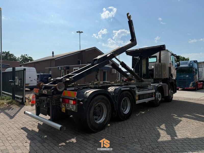 Renault C430 8X4 HAAKARM - ABROLLKIPPER - HYVA - EURO 6 - TOP! - Hook lift truck: picture 2 Renault C430 8X4 HAAKARM - ABROLLKIPPER - HYVA - EURO 6 - TOP! - Hook lift truck: picture 2