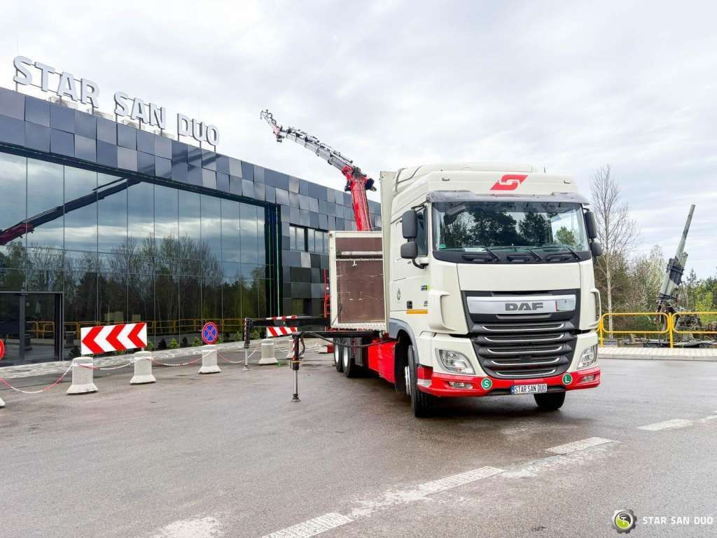 DAF XF 440 6x2 Fassi F365 FLY JIBCranePallet Grippe - Crane truck: picture 2 DAF XF 440 6x2 Fassi F365 FLY JIBCranePallet Grippe - Crane truck: picture 2