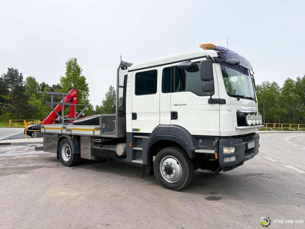 MAN TGM 13.290 4x4 FASSI F40B22 Crane Camper DOKA - Crane truck: picture 3 MAN TGM 13.290 4x4 FASSI F40B22 Crane Camper DOKA - Crane truck: picture 3