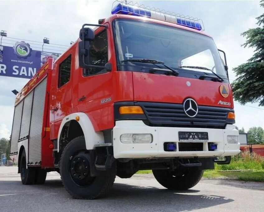 Mercedes-Benz 4x4 ATEGO 1225 Firebrigade Feuerwehr - Fire truck: picture 1 Mercedes-Benz 4x4 ATEGO 1225 Firebrigade Feuerwehr - Fire truck: picture 1