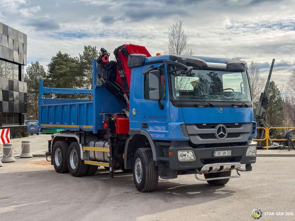 New Tipper Mercedes-Benz  ACTROS 3341 6x6 HMF 4220 K4 CRANE KIPPER: picture 8
