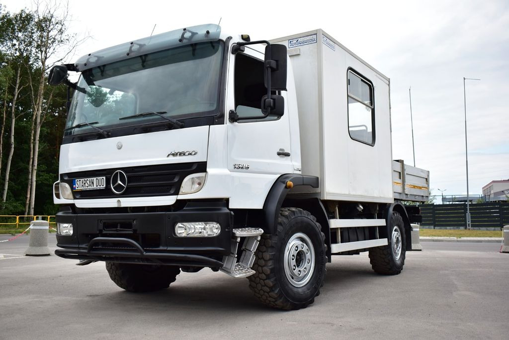 Mercedes-Benz ATEGO 1326 4x4 OFF ROAD CAMPER BUS BOX . - Box truck: picture 2 Mercedes-Benz ATEGO 1326 4x4 OFF ROAD CAMPER BUS BOX . - Box truck: picture 2