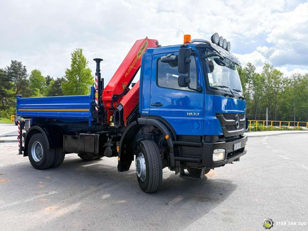 Tipper Mercedes-Benz  AXOR 1833 4x4 Palfinger PK 22002 EH Crane Winch: picture 6